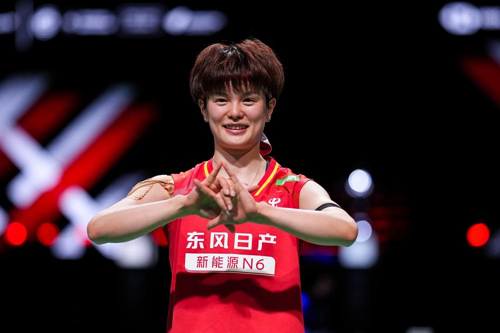 伊涅斯塔足球生涯传奇与中场艺术全解析